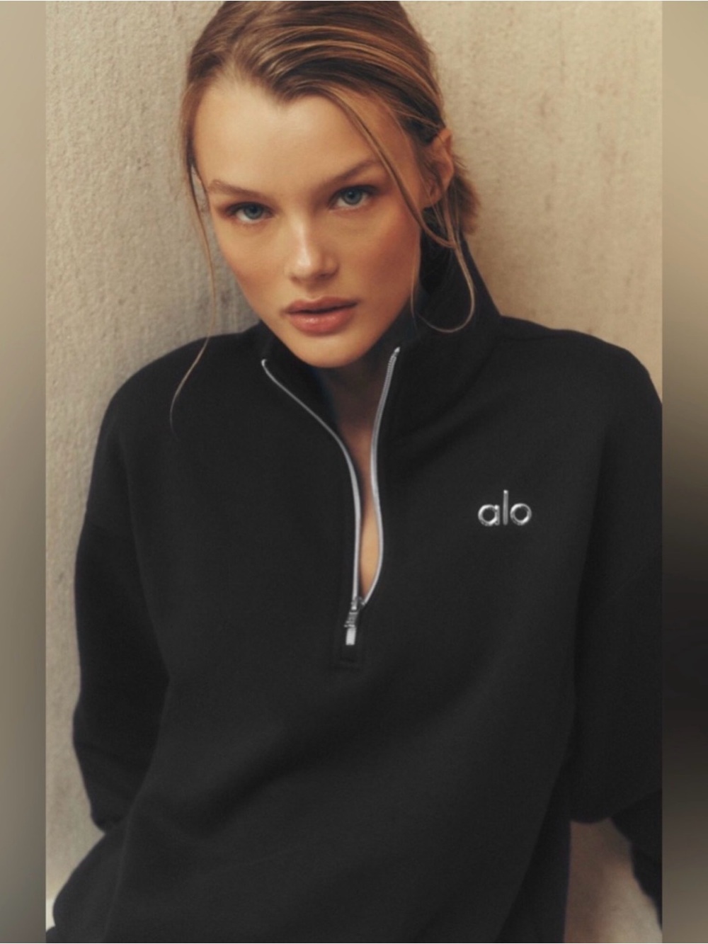 ALO Yoga Black Accolade 1/4 Zip Pullover